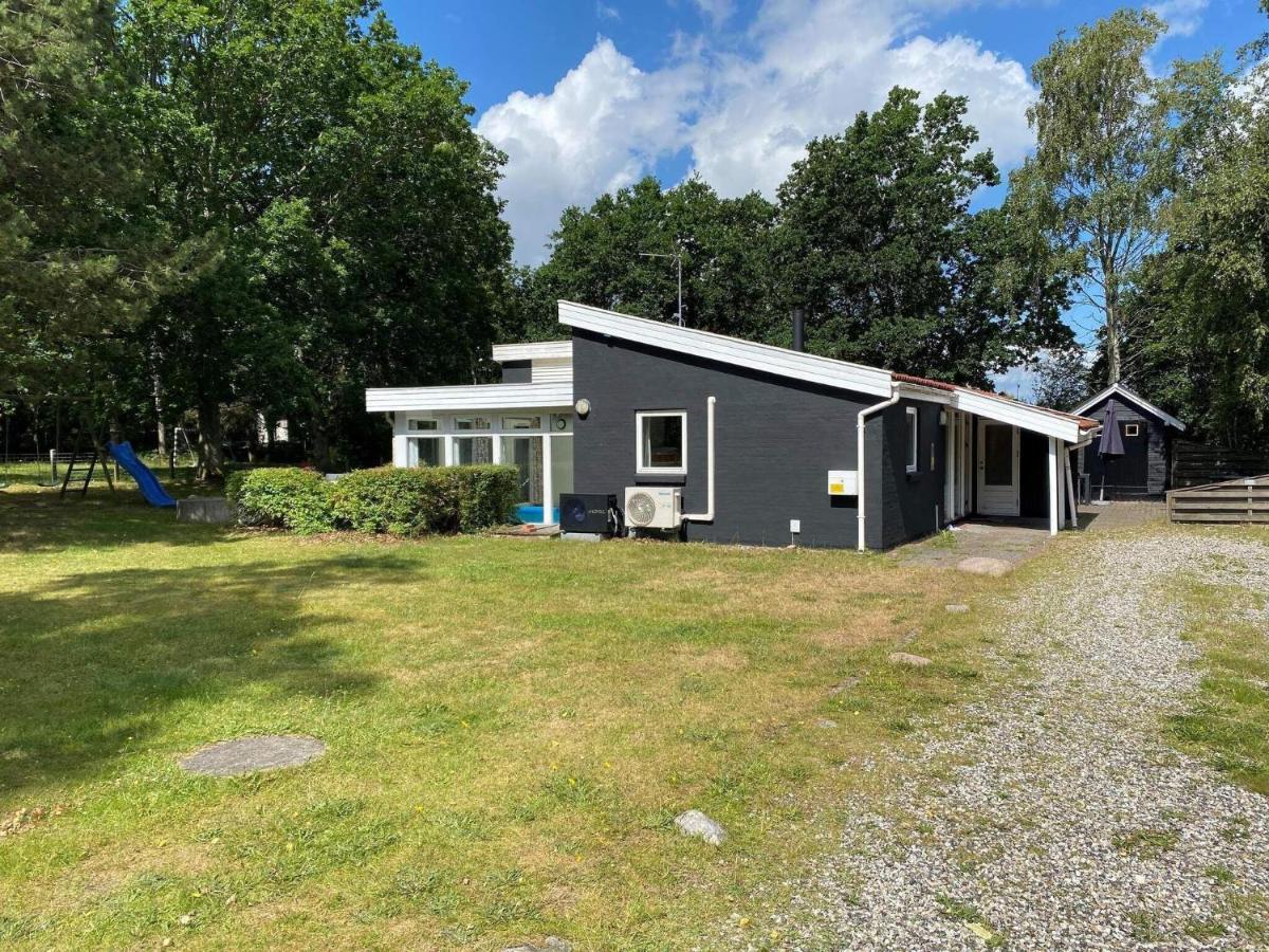 7 Person Holiday Home In Rsted Kare Exteriér fotografie
